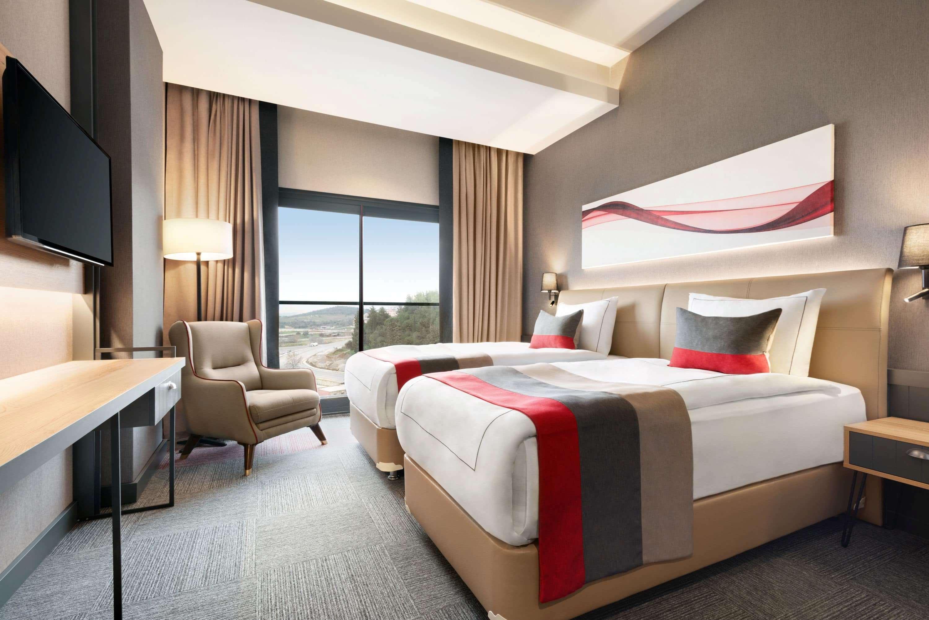 Ramada By Wyndham Tire Hotel Eksteriør billede