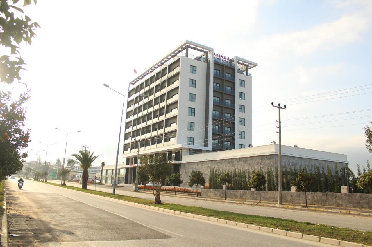 Ramada By Wyndham Tire Hotel Eksteriør billede